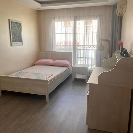 Beachside Bliss And Local Charm بيت للعطل غومولدور